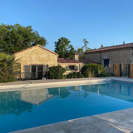 Hotel Coulonges à Savignac-sur-Leyze Extérieur photo