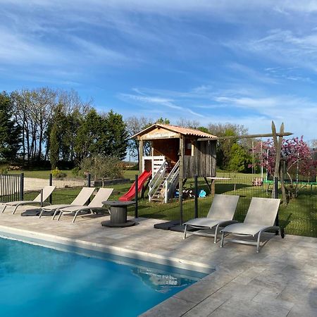 Hotel Coulonges à Savignac-sur-Leyze Extérieur photo