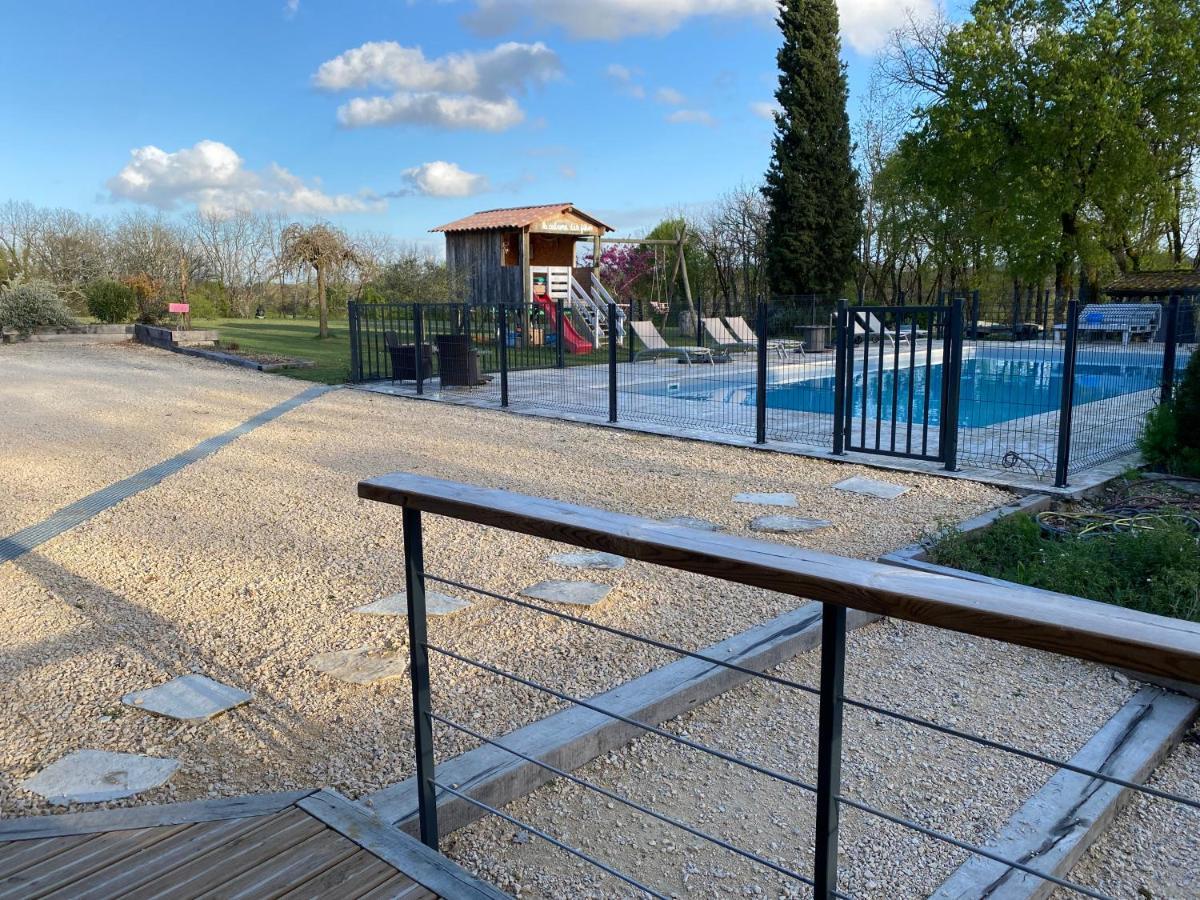 Hotel Coulonges à Savignac-sur-Leyze Extérieur photo